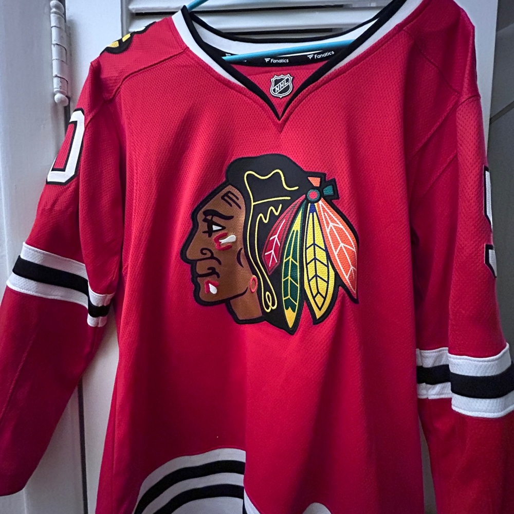 Blackhawks hockey jersey